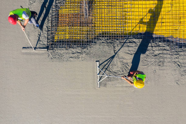 Best Concrete Pool Decks in Kearney Park, MS